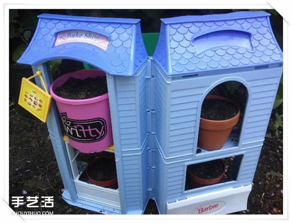 旧玩具手工改制花园里的“面包房”花盆架(图10)
