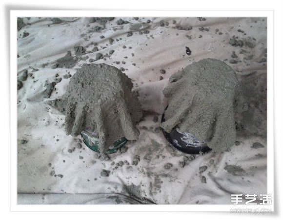 旧毛巾废物利用做花盆 水泥毛巾花盆手工制作(图12)