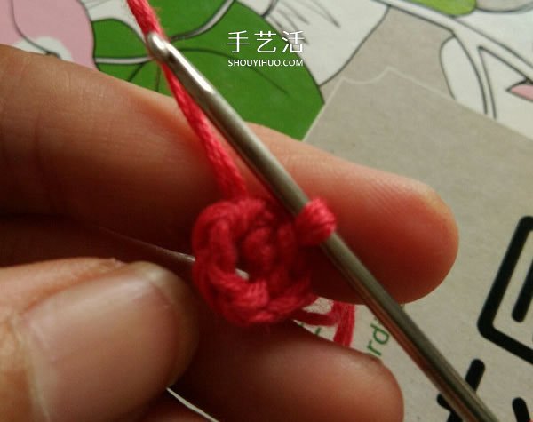 毛线小花的钩针编织图解 六瓣花朵的编织教程(图1)