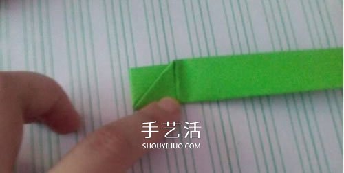 纸戒指的折法图解教程 折纸戒指简单又可爱(图10)