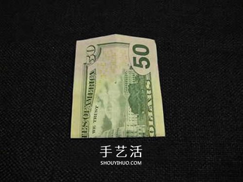 美元圣诞树的折法图解 纸币折纸圣诞树步骤(图3)