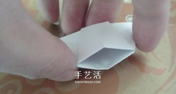 最简单元宝的叠法图解 怎么折纸元宝的方法(图12)