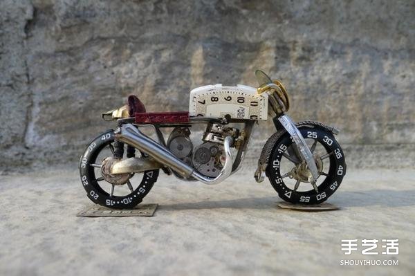 旧手表改造摩托车模型的手工作品图片(图2)