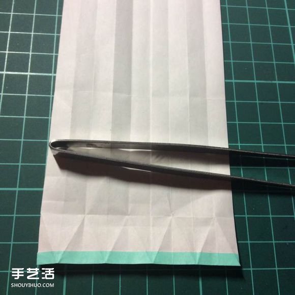 怎么折铅笔的方法图解 手工铅笔折纸步骤图(图9)
