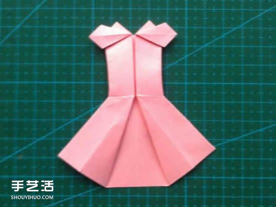 儿童折纸裙子图解教程 简单小裙子的折叠方法(图17)