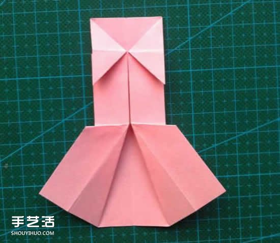 儿童折纸裙子图解教程 简单小裙子的折叠方法(图10)