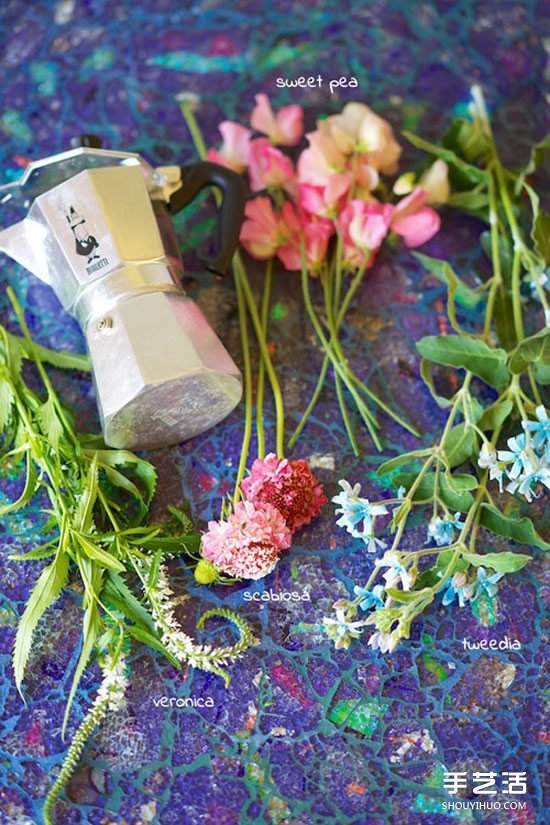 废旧咖啡机变身花器 朴实味道的花瓶DIY教程(图3)