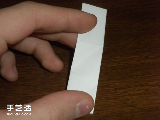 儿童折纸弹簧图解教程 简单弹簧的折法步骤(图2)