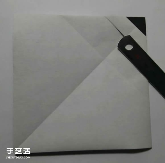 平面铅笔的折纸方法 简单儿童折纸铅笔图解(图5) 平面铅笔的折纸方法 简单儿童折纸铅笔图解(图5)