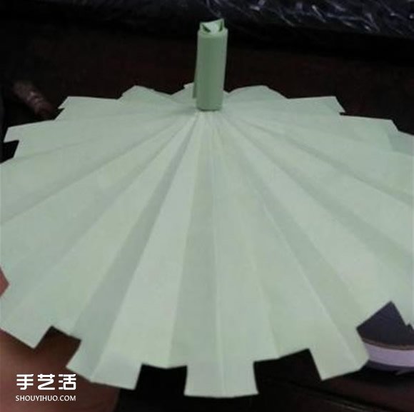 立体小雨伞的折法图解 儿童纸雨伞制作方法(图20)