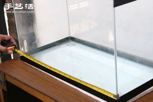 旧电视手工DIY改造怀旧鱼缸水族箱图解教程(图7) 旧电视手工DIY改造怀旧鱼缸水族箱图解教程(图7)