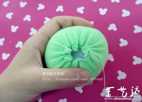 旧棉袜子手工DIY漂亮花朵(图4)