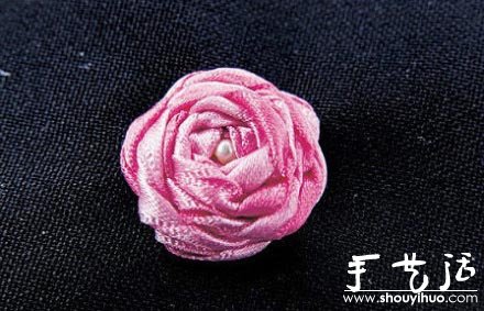 丝带编织精美玫瑰花的教程(图3)