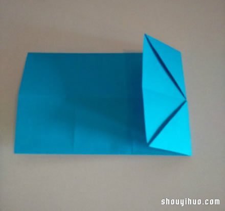六孔笔筒的折法 折纸制作多彩笔筒图解教程(图6)