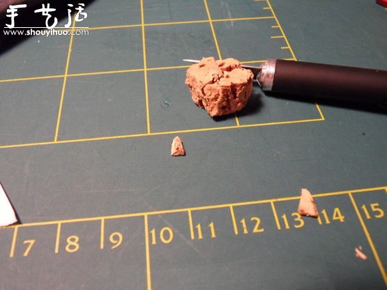 软木塞DIY制作灰袍甘道夫(图4)