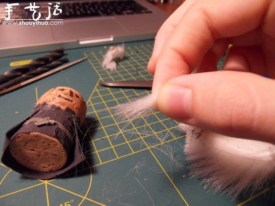 软木塞DIY制作灰袍甘道夫(图11)
