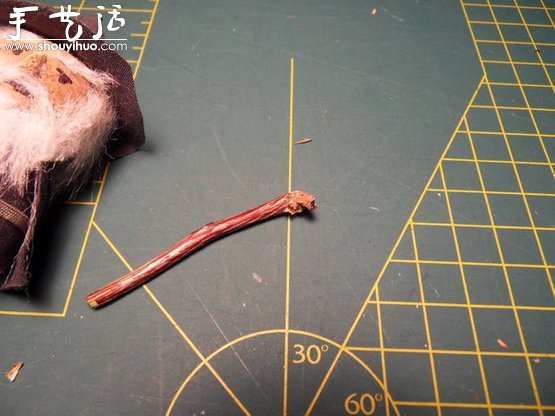 软木塞DIY制作灰袍甘道夫(图17)