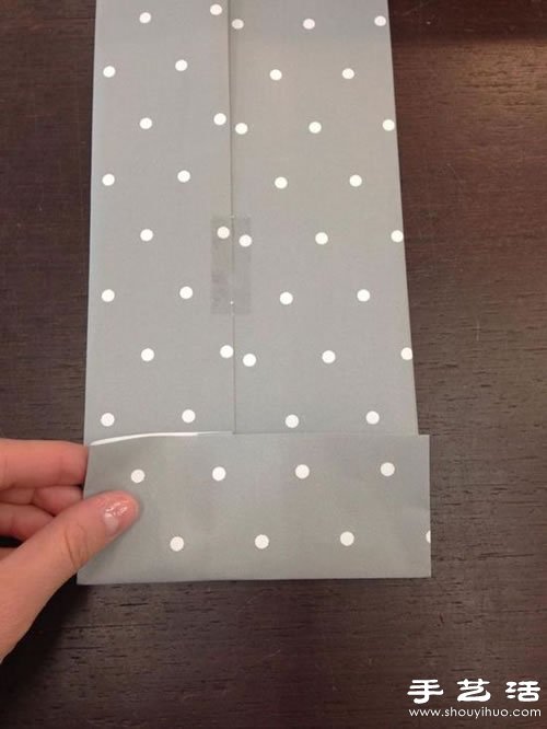 手工折纸制作经典的礼品包装袋(图4) 手工折纸制作经典的礼品包装袋(图4)