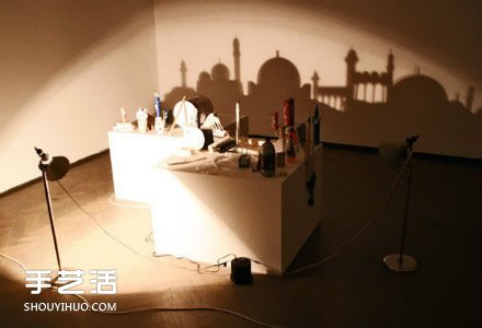 光与影的魔术演绎 凌乱杂物投影出神奇图案(图1) 光与影的魔术演绎 凌乱杂物投影出神奇图案(图1)