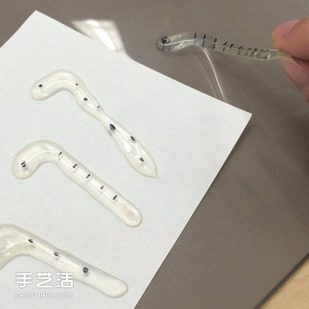 创意DIY：如何用强力胶自制花园鳗的方法(图4)