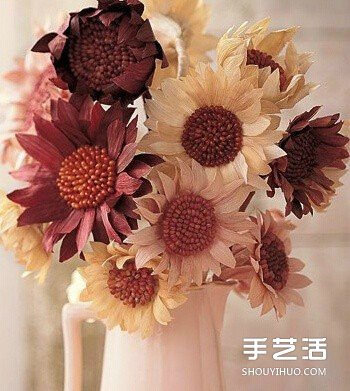玉米叶制作花朵的方法 玉米叶DIY仿真花教程(图7)