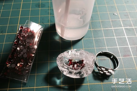 干掉的胶水手工制作戒指 超有创意的变废为宝(图5)