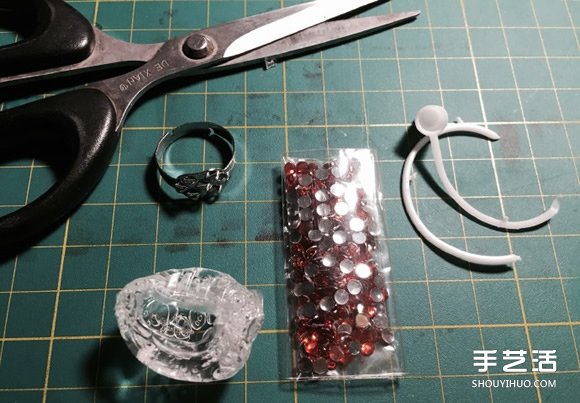 干掉的胶水手工制作戒指 超有创意的变废为宝(图4)