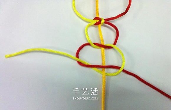 心形同心结怎么编图解 情人节爱心的编织方法(图3)