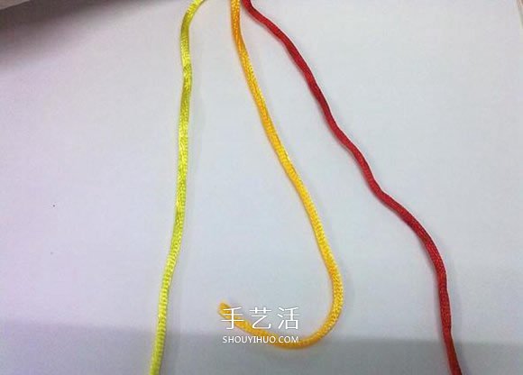 心形同心结怎么编图解 情人节爱心的编织方法(图2)