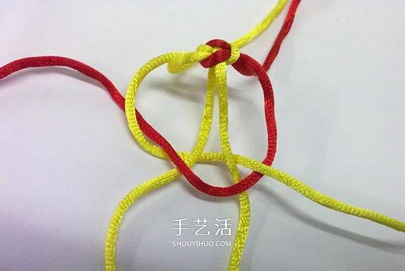心形同心结怎么编图解 情人节爱心的编织方法(图7)