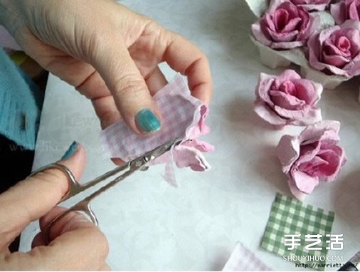 蛋托玫瑰花装饰手工制作 即使婚礼上都可以用(图5)