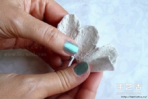 蛋托玫瑰花装饰手工制作 即使婚礼上都可以用(图3)