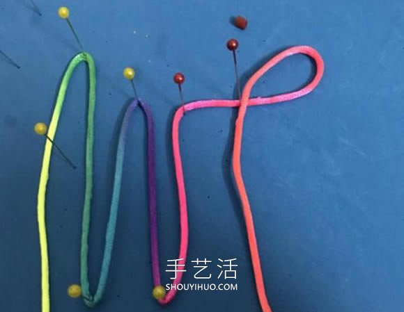蝴蝶结的编法步骤图解教程(图2)