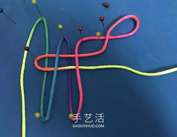 蝴蝶结的编法步骤图解教程(图3)