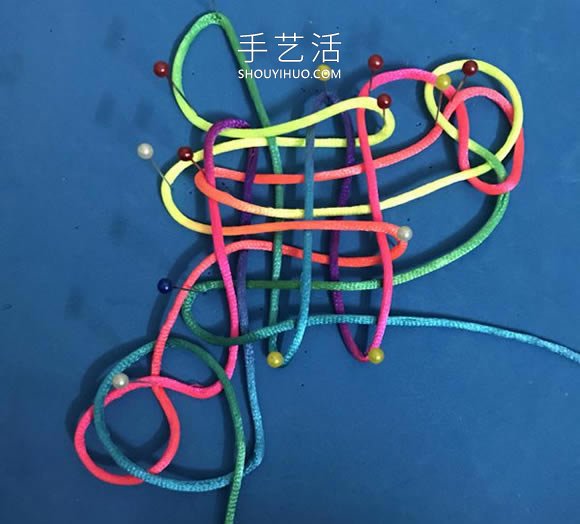 蝴蝶结的编法步骤图解教程(图13)