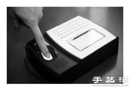 简单小制作：教你轻松应对指纹打卡机(图1)