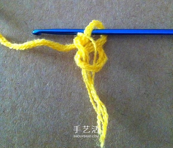 两层双色五瓣花的钩法 手工钩针编织五角星花(图7)