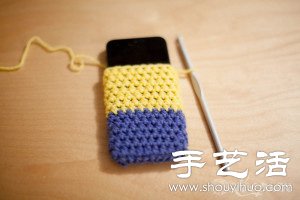 毛线+钩针 手工制作小黄人手机套(图3) 毛线+钩针 手工制作小黄人手机套(图3)