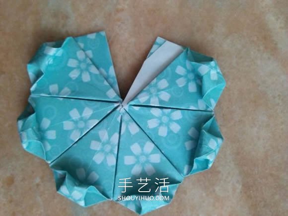 简单折纸漂亮雨伞的折法图解教程(图9) 简单折纸漂亮雨伞的折法图解教程(图9)