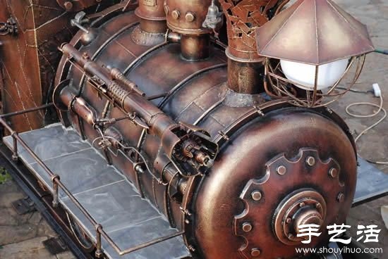 超帅气的蒸汽朋克火车头烧烤架DIY(图2)