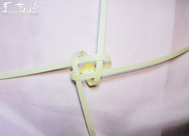 编织带手工编织漂亮鲜花教程(图4) 编织带手工编织漂亮鲜花教程(图4)