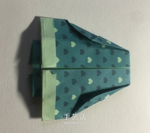 手工折纸西服的折法图解教程 简单又漂亮!(图9) 手工折纸西服的折法图解教程 简单又漂亮!(图9)