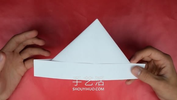 打扫卫生时戴头上！简单三角形帽子的折法 - 诺云双维造物网