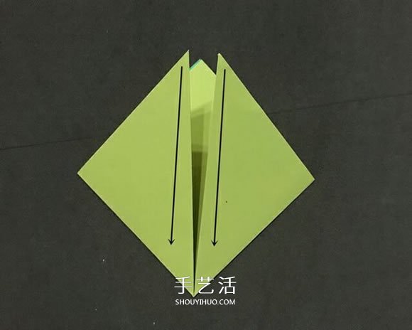 儿童简单折纸小金鱼的折法图解(图3)