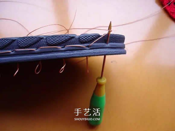 保暖拖鞋的编织方法 冬天穿拖鞋的做法图解(图11) 保暖拖鞋的编织方法 冬天穿拖鞋的做法图解(图11)