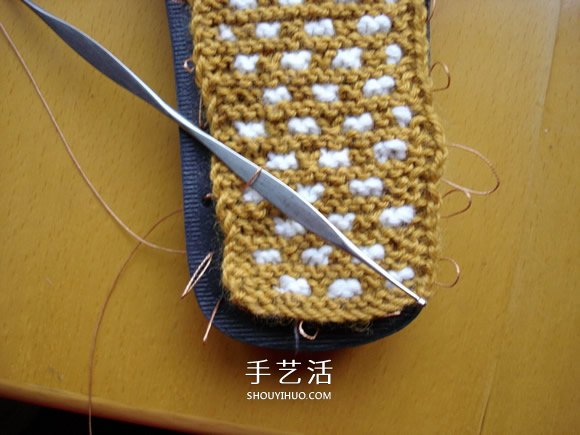 保暖拖鞋的编织方法 冬天穿拖鞋的做法图解(图12) 保暖拖鞋的编织方法 冬天穿拖鞋的做法图解(图12)