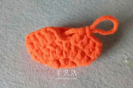 拼色婴儿袜子的编织教程 适合几个月大宝宝(图3) 拼色婴儿袜子的编织教程 适合几个月大宝宝(图3)