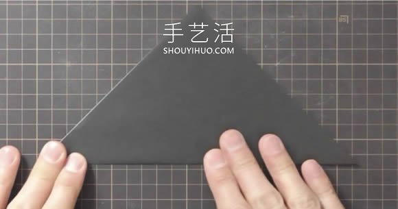 折纸嘴巴会动的乌鸦的折法视频教程(图1)