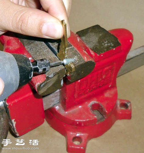 给钥匙DIY开瓶器功能(图6)