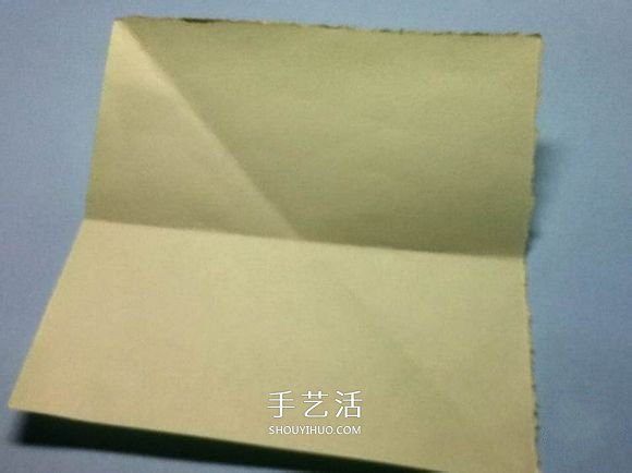 折叠四个爱心 组合成代表幸运的四叶草图解(图3)